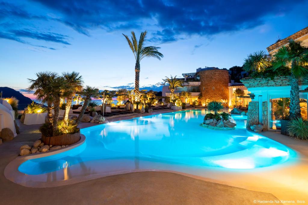 best resort in Ibiza for couples