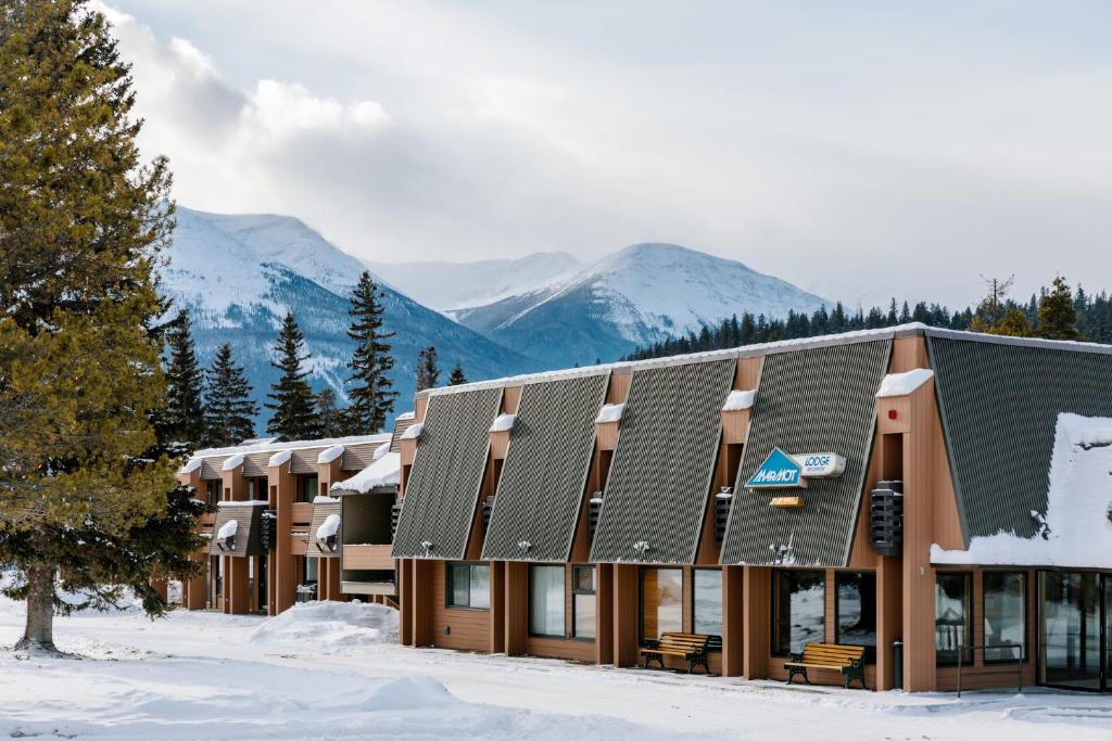 Best Places to Stay in Jasper National Park