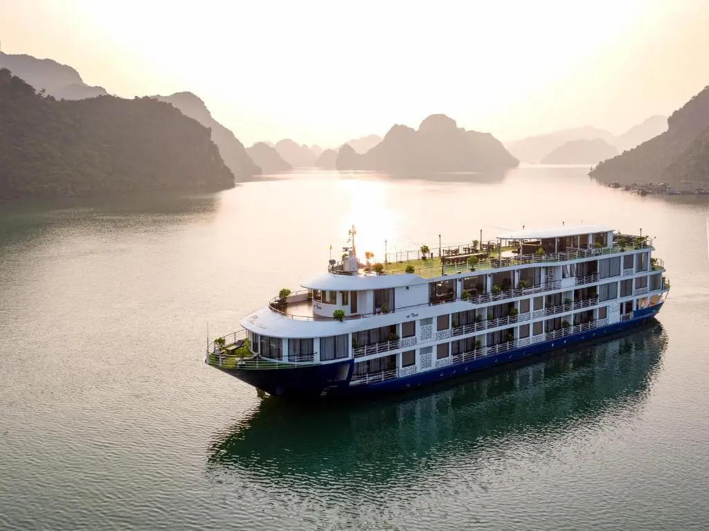 best hotels in halong bay