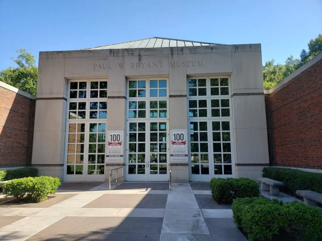 fun things to do in tuscaloosa for couples