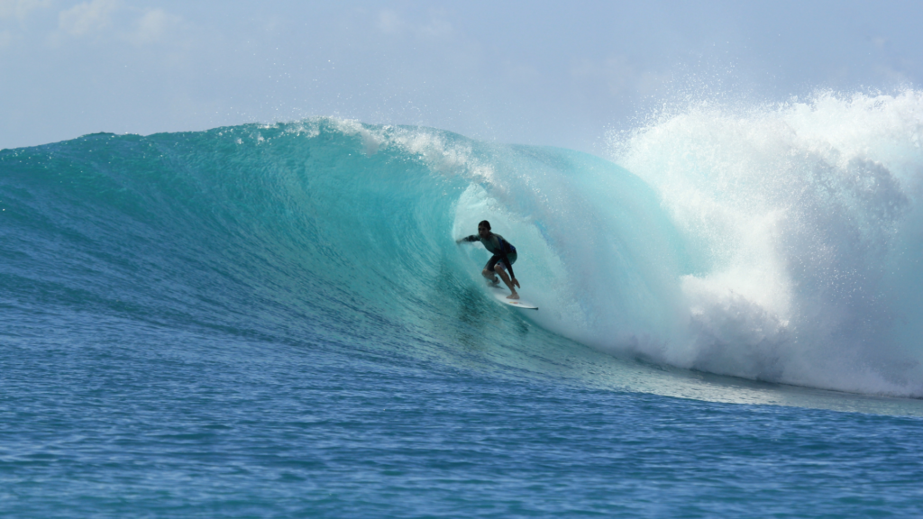 best surf resorts in costa rica