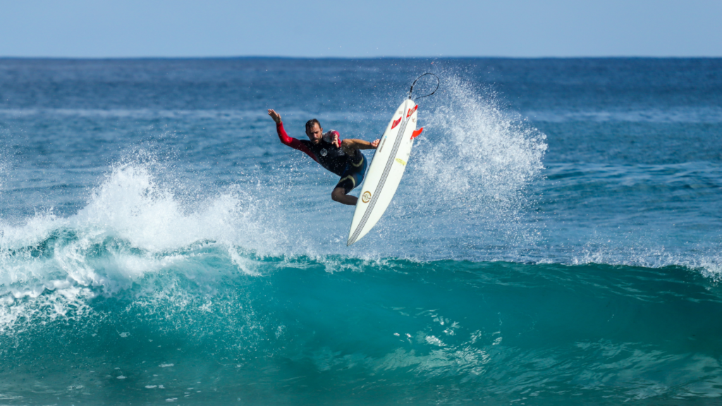 surfing in costa rica