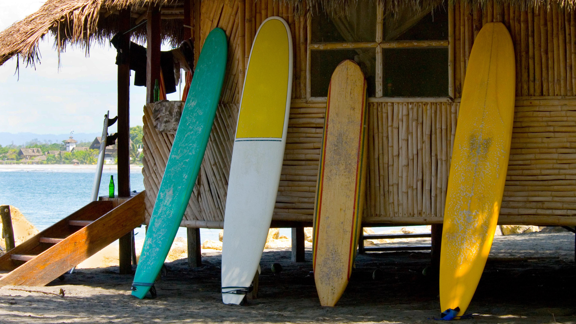 5 BEST Surf Resorts in Costa Rica – Riding the Costa Rican Wave of Adventure